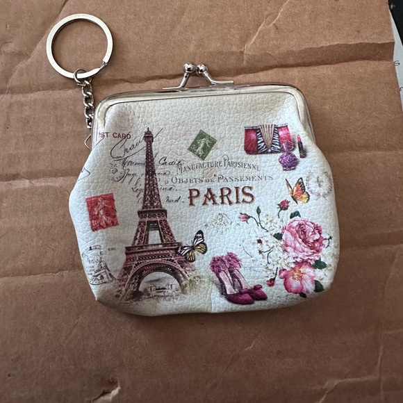 Paris Themed White Coin Purse - Picture 2 of 5